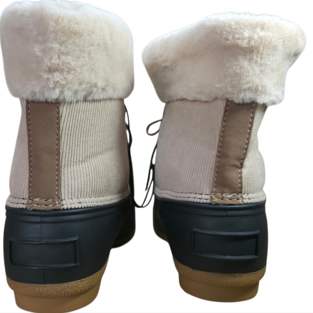 St. John's Bay Cream and Blue Winter Duck Boots Size 11 - Picture 6 of 10